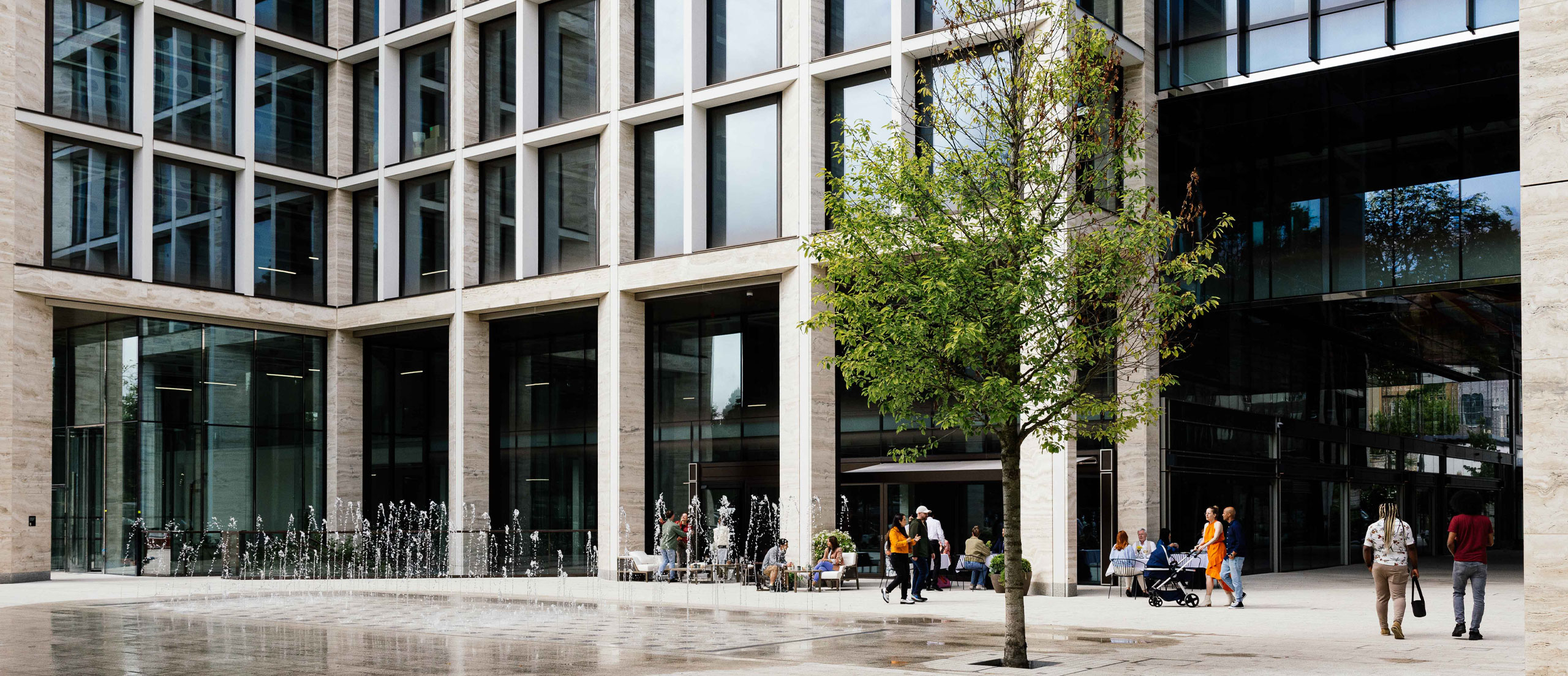 IPUT Real Estate completes the restoration of Wilton Park in Dublin and opens a new square, Mary